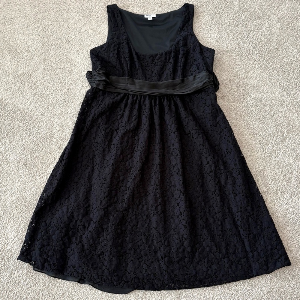 Mimi Maternity Black Lace Sleeveless Empire Party Dress Sz M Silk Belt Tie Lined